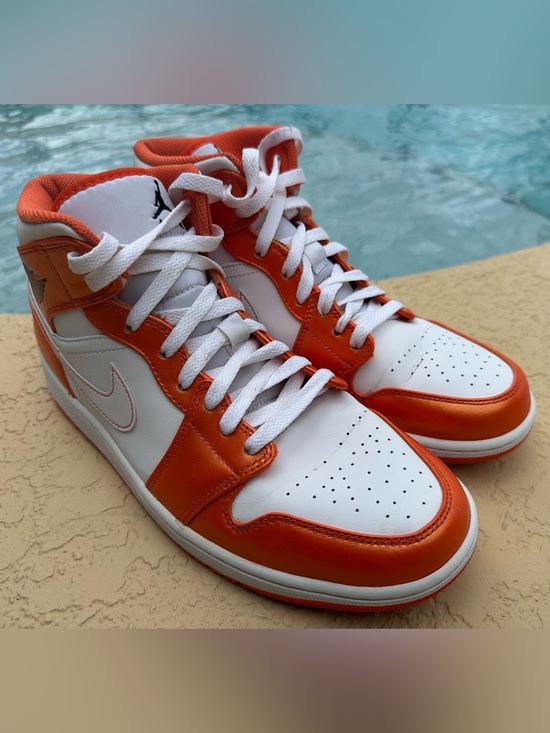 Nike Air Jordan 1 Mid SE Electro Orange White (DM3531-800) Sneakers Size 10 VGC